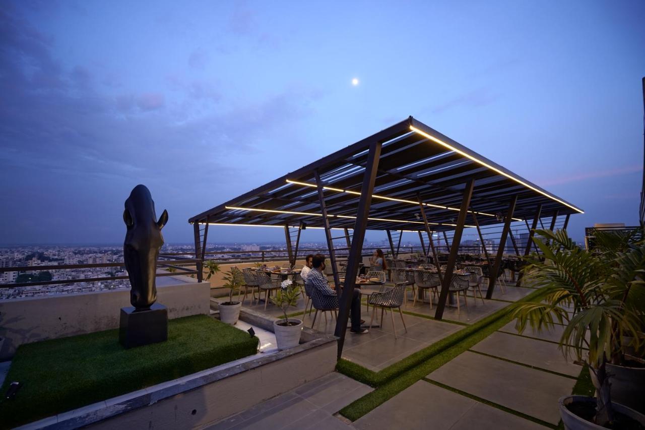 The Galleria Hotel Rajkot Luaran gambar