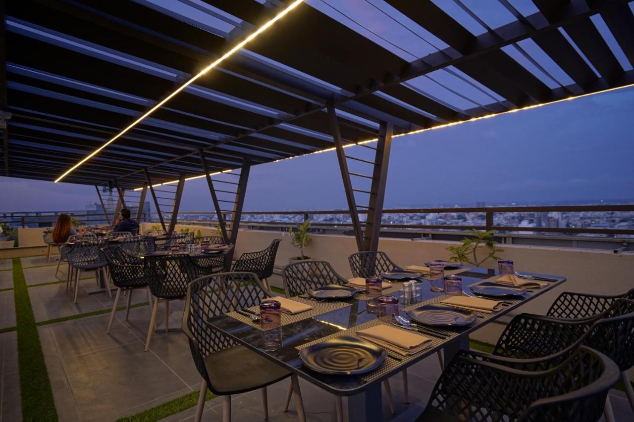 The Galleria Hotel Rajkot Luaran gambar