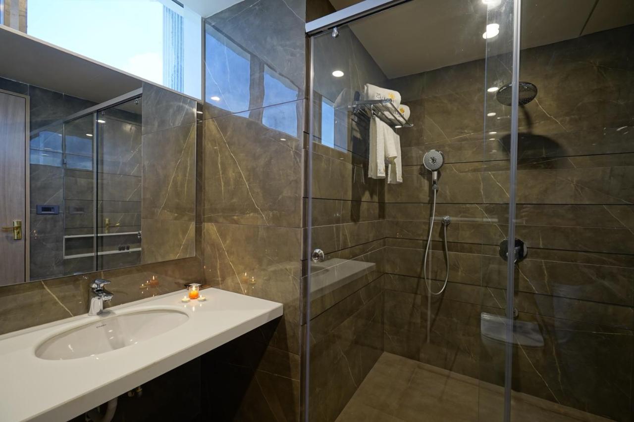 The Galleria Hotel Rajkot Luaran gambar